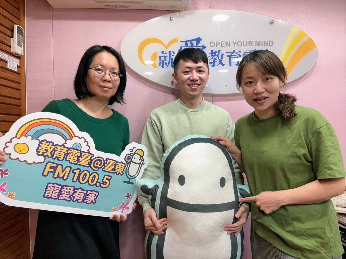 與欣怡姐(左)合照