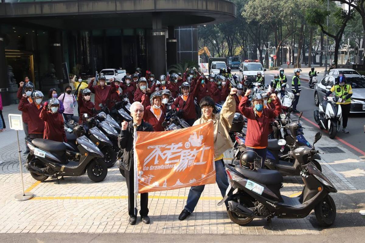 「2023不老騎士-為愛千里」9日從臺中出發了（圖:弘道老人福利基金會提供）