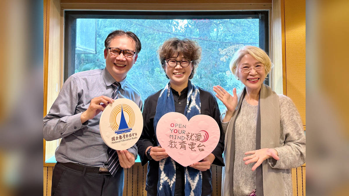 文化體驗教育計畫共同主持人——北藝大余昕晏教授、民安國小王健旺校長