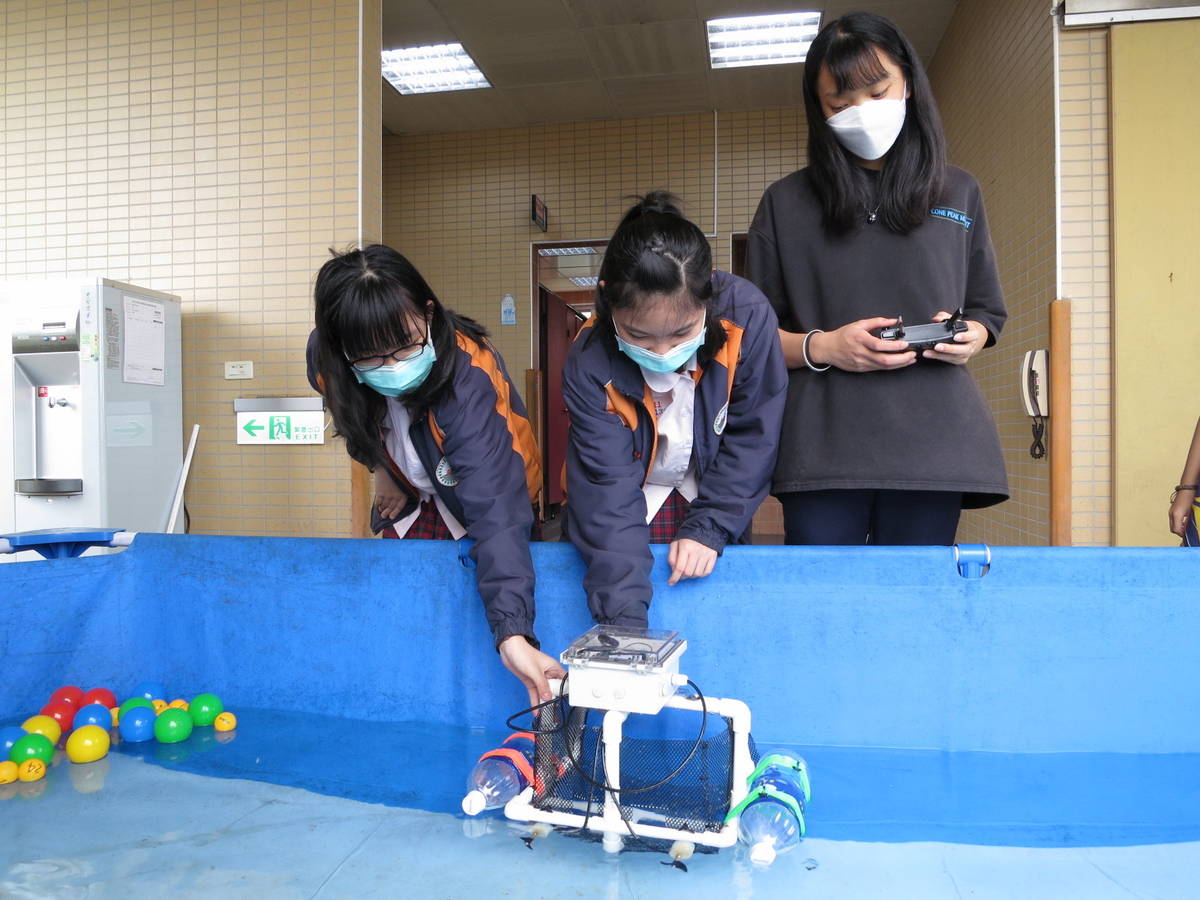 水獵機器人下水測試