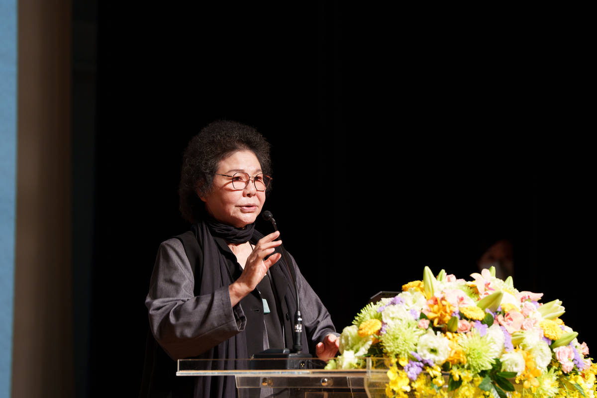 國家人權委員會主委陳菊期許，讓不同世代的年輕人理解臺灣的民主並非天上掉下來，而是無數前輩的犧牲奉獻而來 (人權館提供)