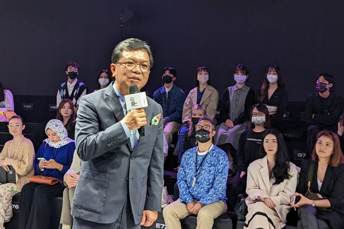 文化部常務次長李連權認為，「臺北時裝週」校際展演活動意義非凡