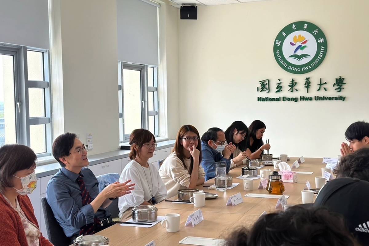 東華大學行政副校長馬遠榮與宏國學生座談