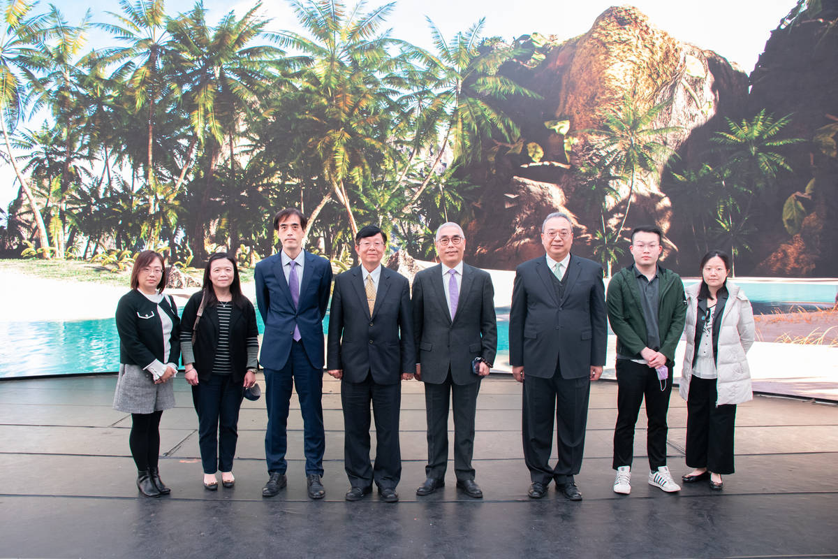 法務部行政執行署團隊參訪世新智能攝製基地 (世新提供)