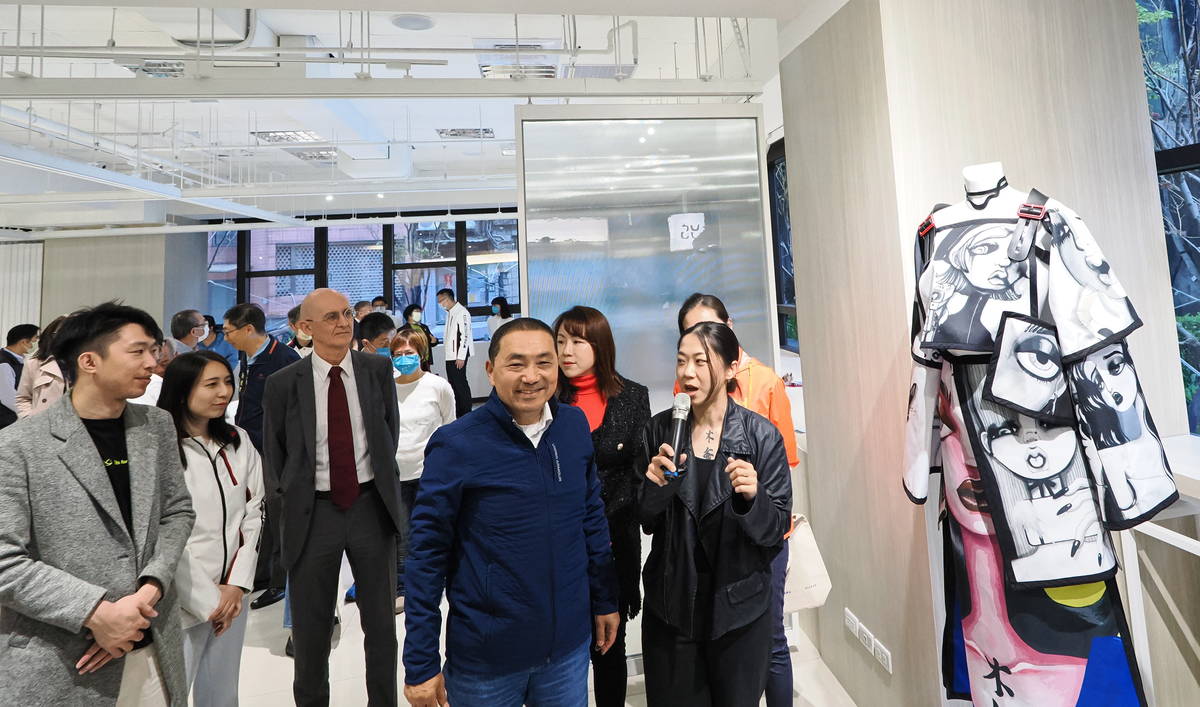《青春路上》技職國手策展也同步開展，邀請6位來自代表臺灣到世界參賽的技職國手分享自己的作品