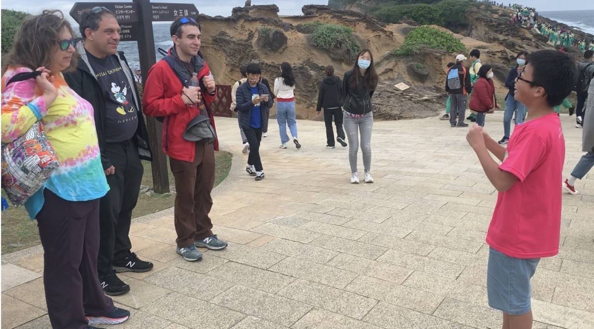 野柳國小一至六年級的解說導覽