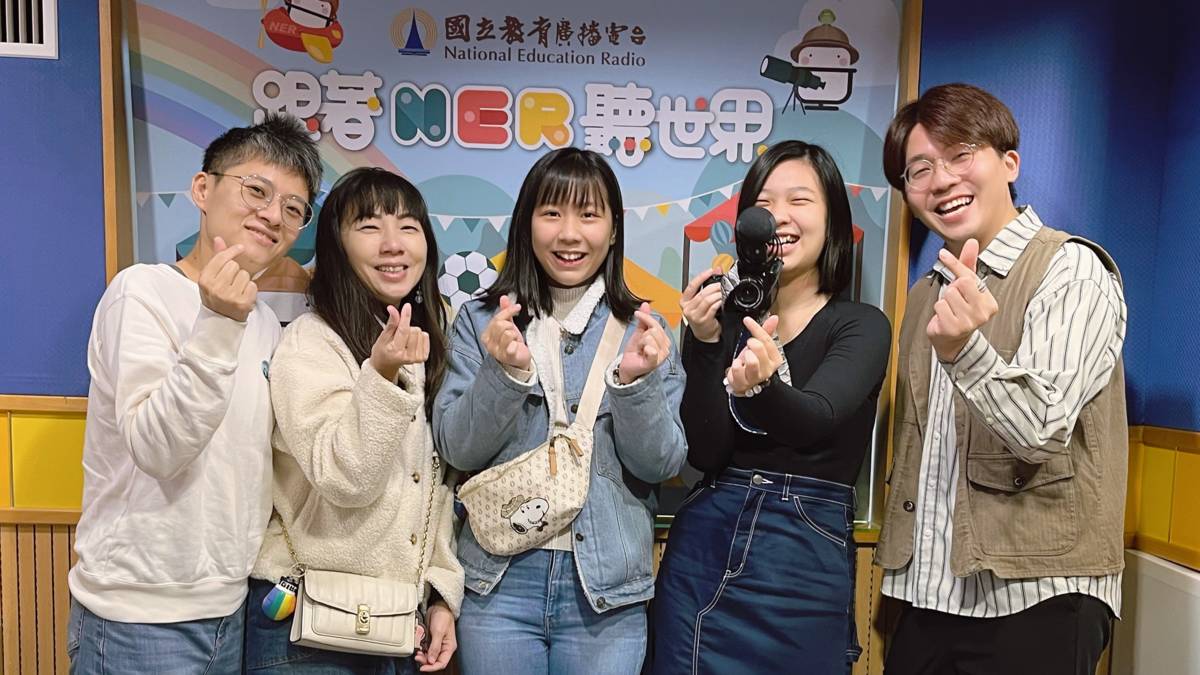 琦琦、Arinna、軒軒、瑩瑩