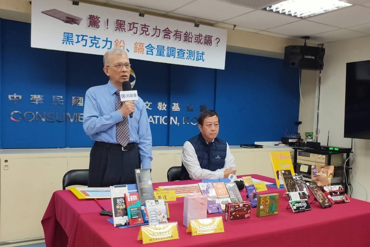 消基會董事長吳榮達說明抽驗內容  (消基會提供)
