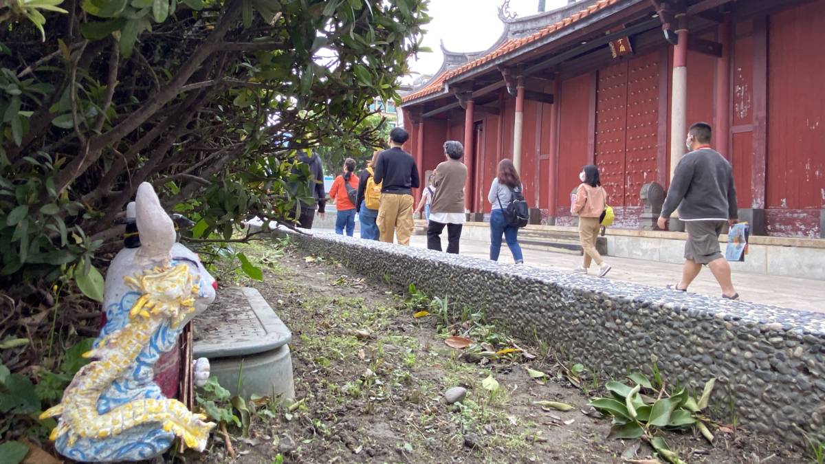 孔廟的小花圃中也藏有走跳獸