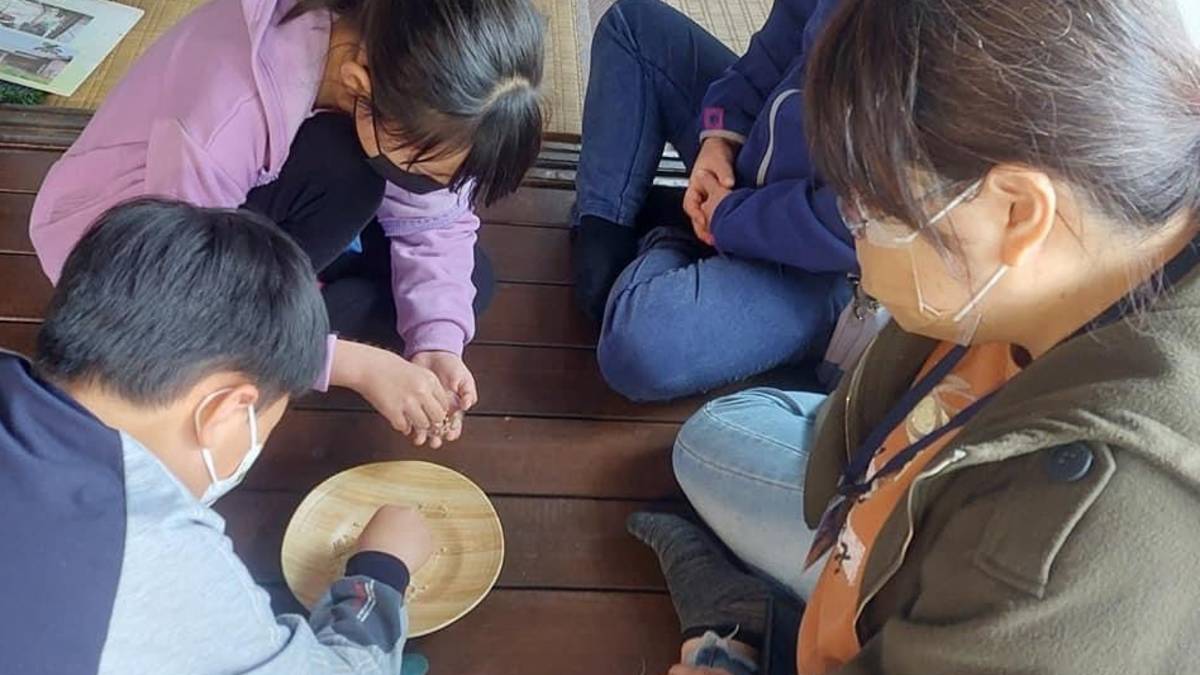 帶著孩子到鄉下學做菜-我知道白米糙米不一樣
