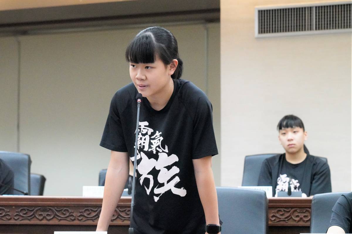 民族實中女籃隊隊長王若妍坦言，這個冠軍對她們來說是得來不易