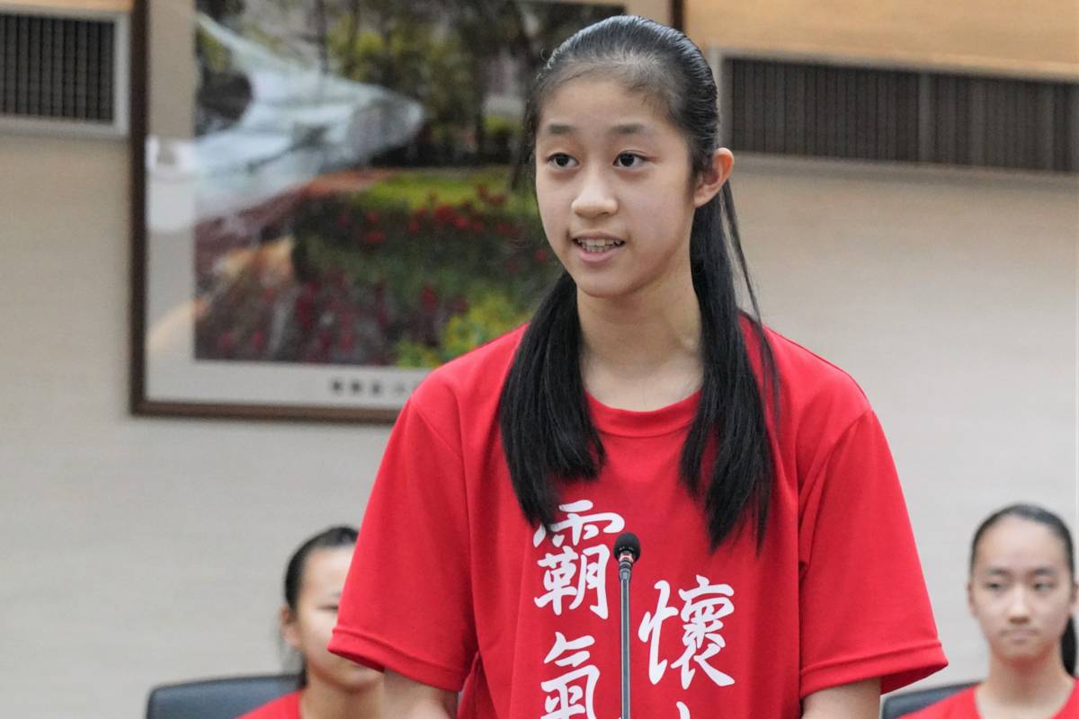 懷生國中女籃隊球員蔡佳熹從聯賽中學到團結的重要性，