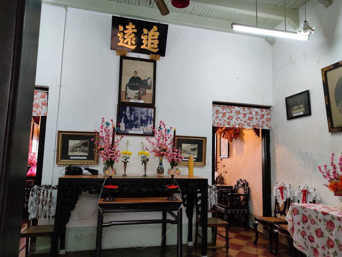 馬六甲典型的峇峇娘惹房子的大廳擺設