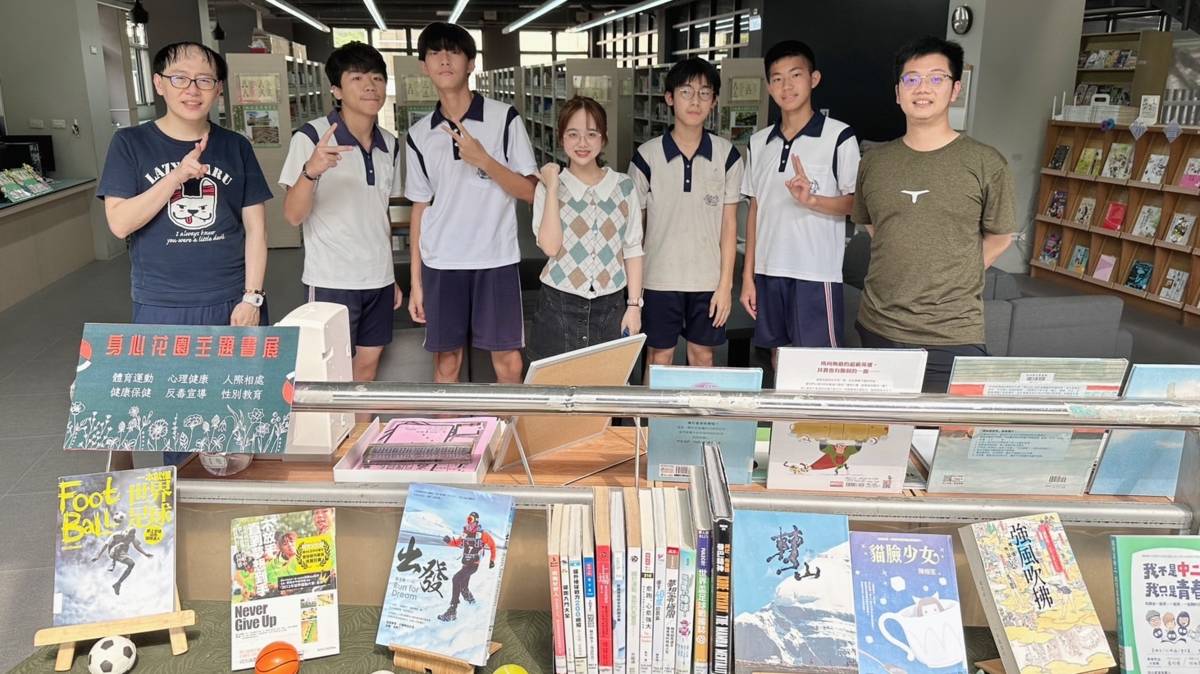 110學年度校園菸檳危害防制教育介入輔導計畫 「網紅就是你」短片競賽國中組-優等-彰化縣溪湖國民中學-採訪合影