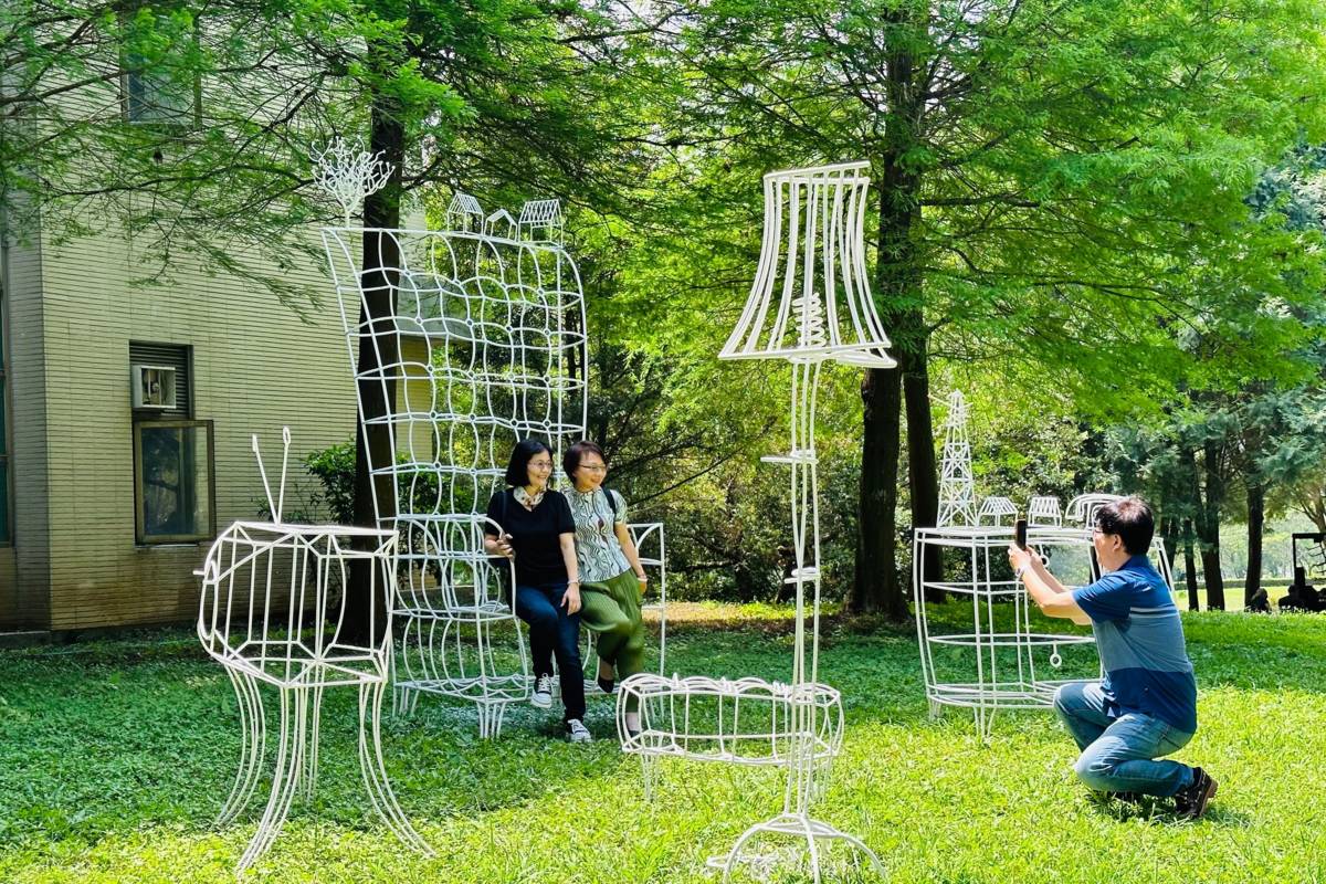 任大賢作品「戶外家具」