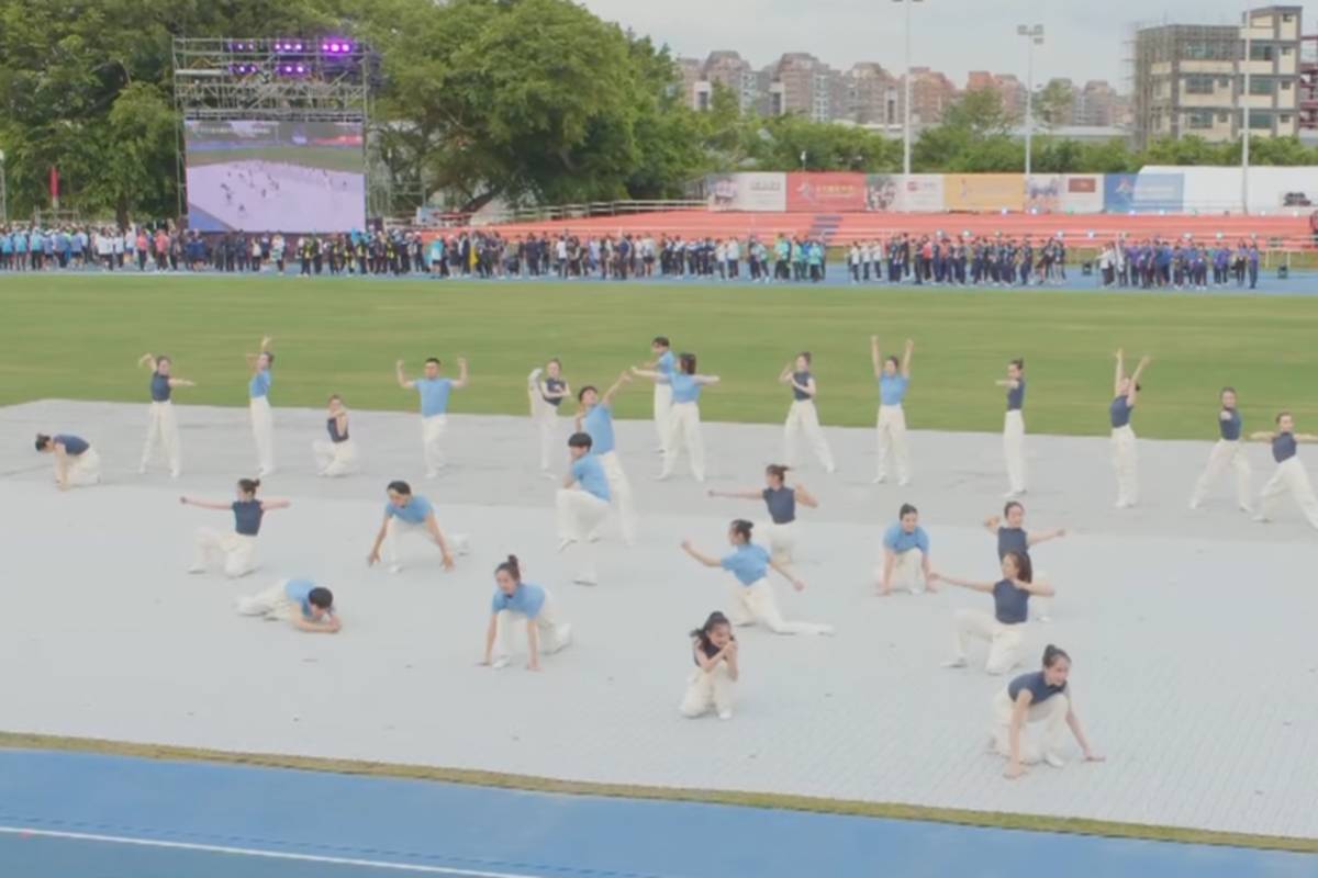 敦青舞蹈團的演出獲得觀眾讚賞
