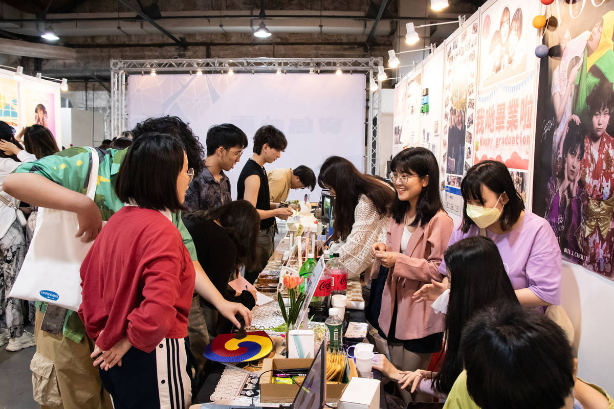 世新廣電系第29屆畢展《寶島映画》複合展在華山展出 (世新提供)