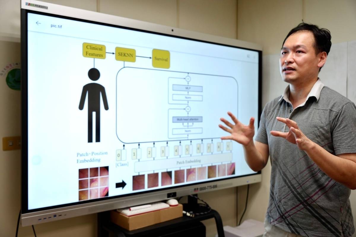政大圖檔所副教授羅崇銘與北榮團隊合作，建立能預測大腸癌病患五年存活率的AI模型，大幅提升大腸癌預後的準確度 (政大提供)
