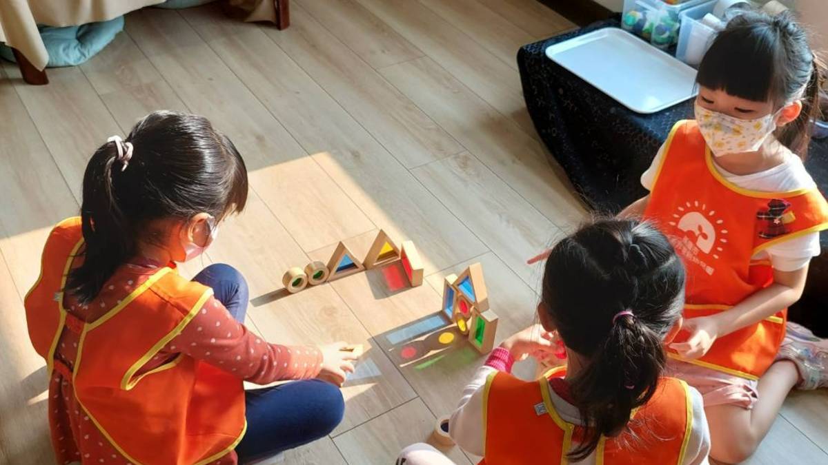 照片由暖西非營利幼兒園提供