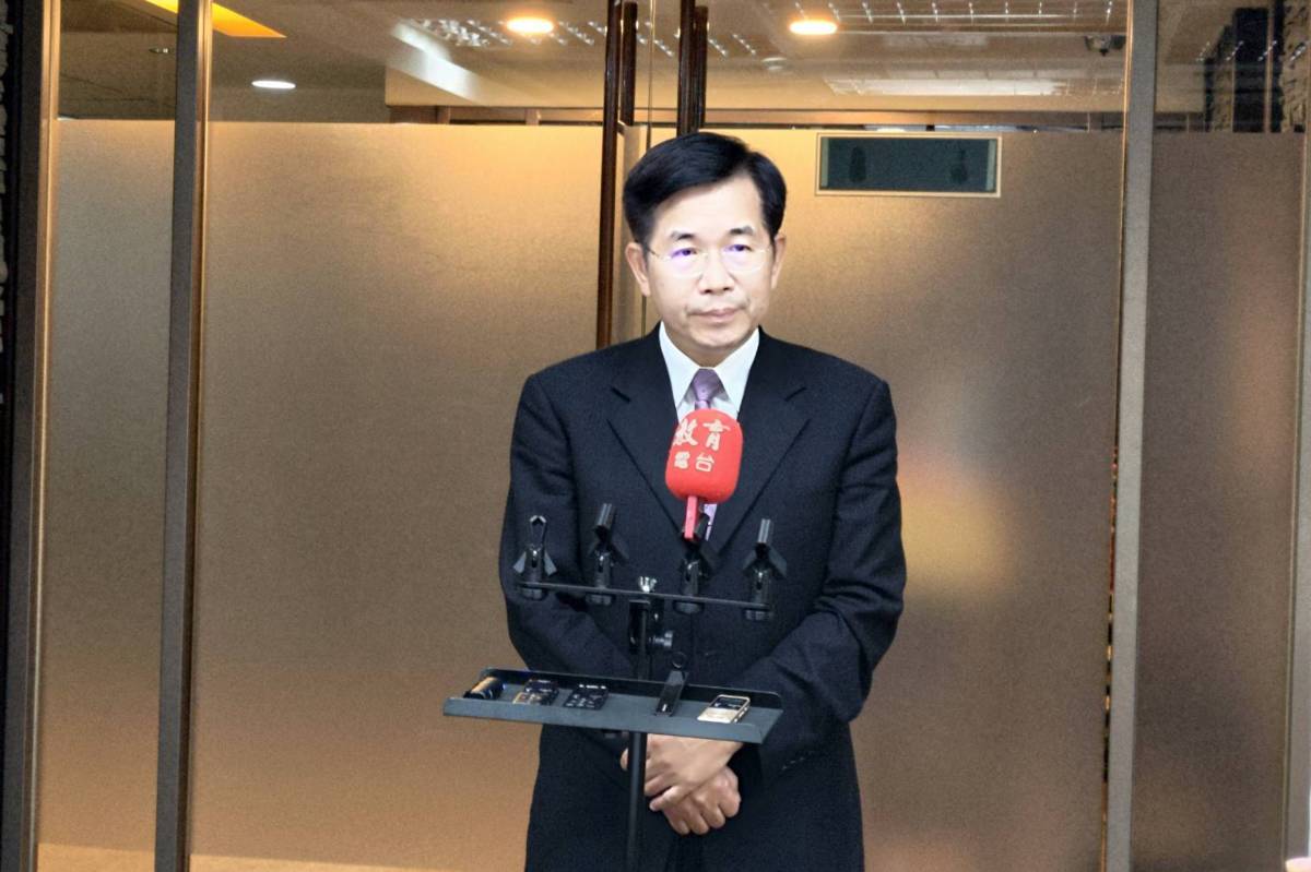 教育部部長潘文忠接受媒體聯訪