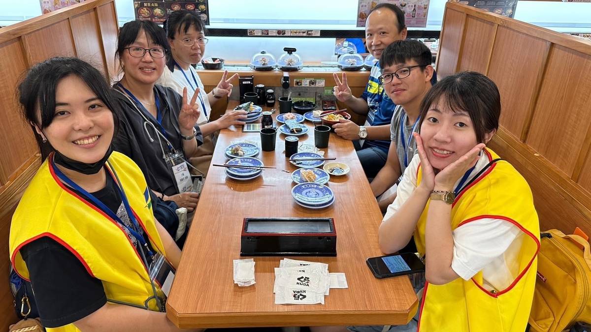帶領馬祖國高中學生吃藏壽司