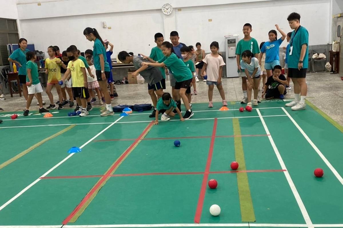 體驗融合教育地板滾球運動