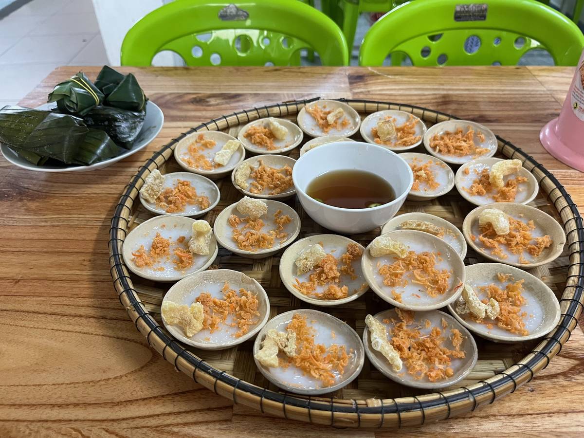 小碟蒸米糕（張蘊之攝）