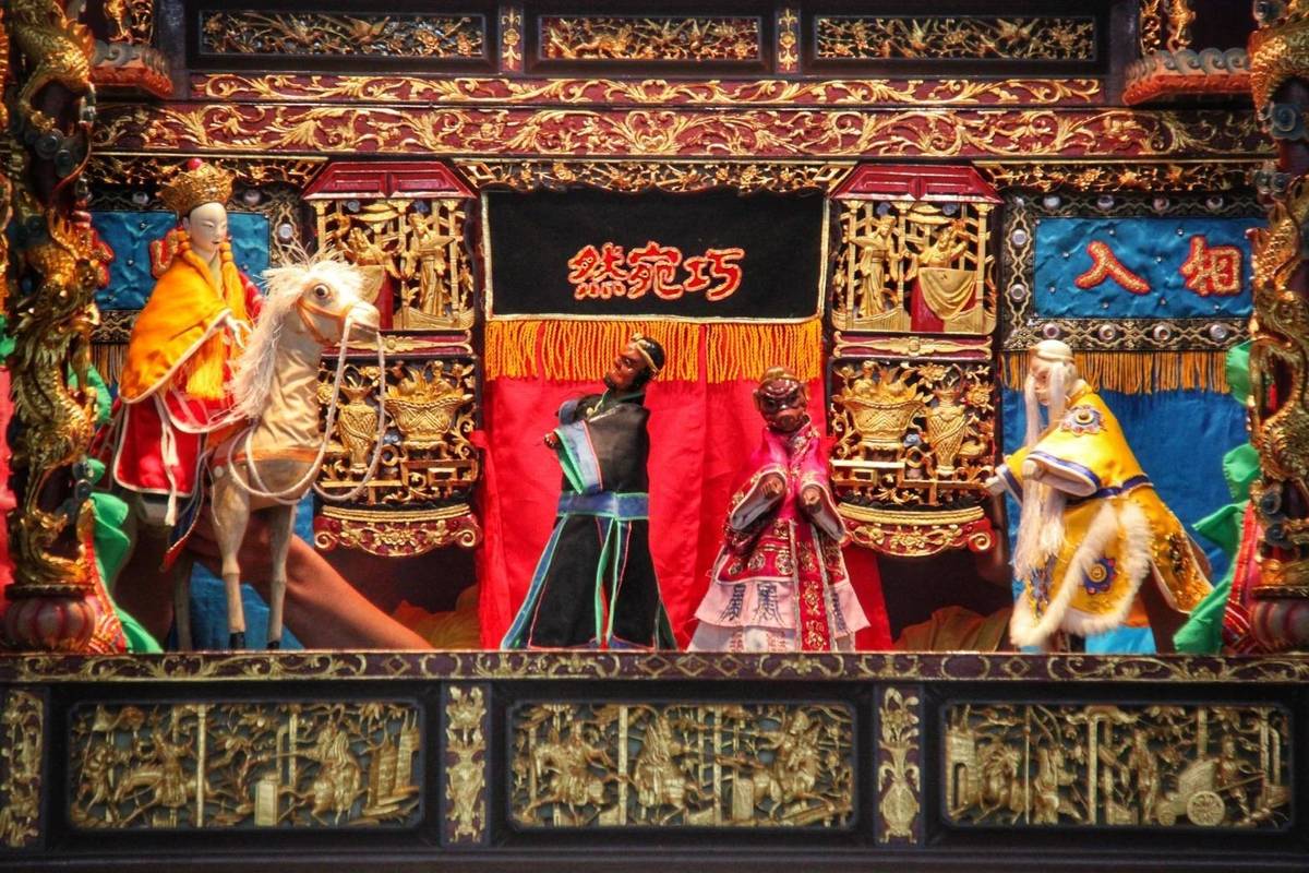 平等國小巧宛然掌中戲團參與臺北兒藝節，演出《火雲洞—孫悟空大戰紅孩兒》戲碼