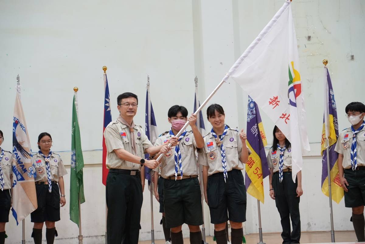 張明文局長授旗新北市代表團