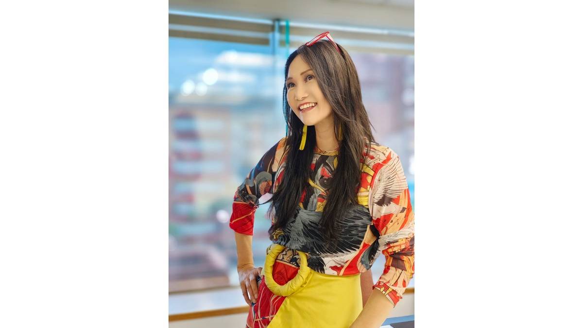 李靜宜的繽紛色彩，穿搭藝術