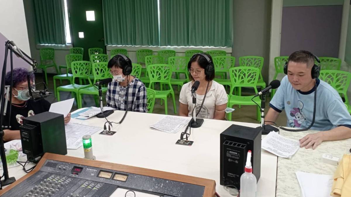 1120804呂郁靜校長訪問善化區大同國小吳錦梅校長南應大沈士展老師 ，教育局社教科長王曉慧