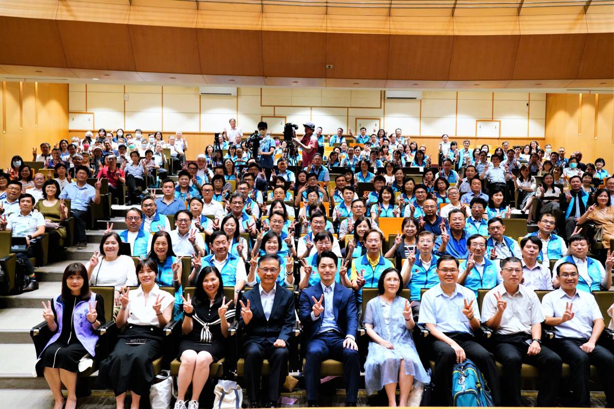 臺北市 112 學年度第 1 學期公私立國民小學校長會議以「扎根自主學習 再造創新教育」為主軸