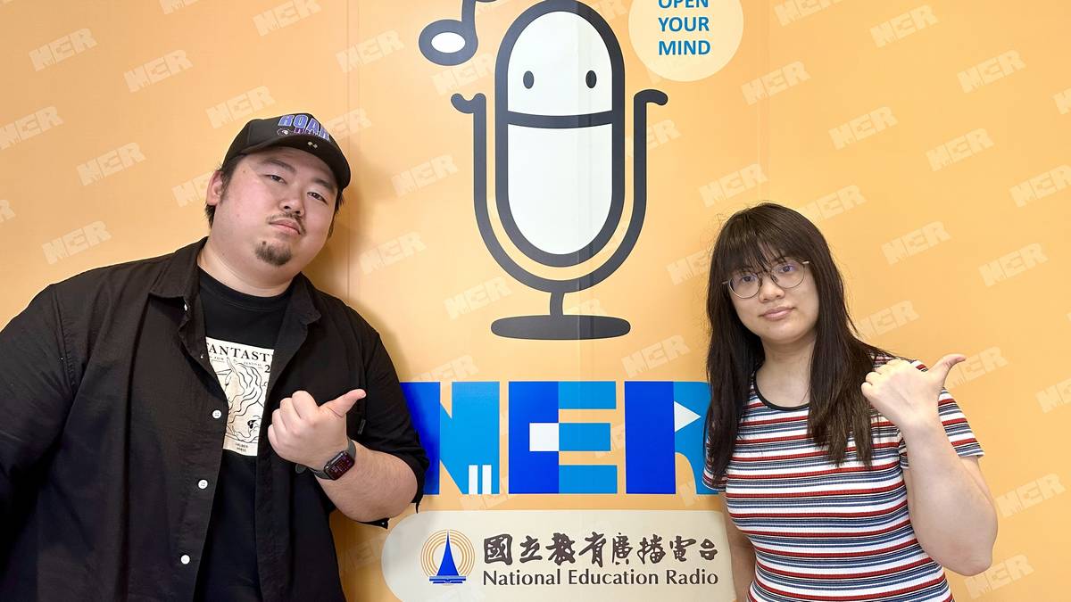 大叔PI的裘生漂流主理人 大叔PI(左)