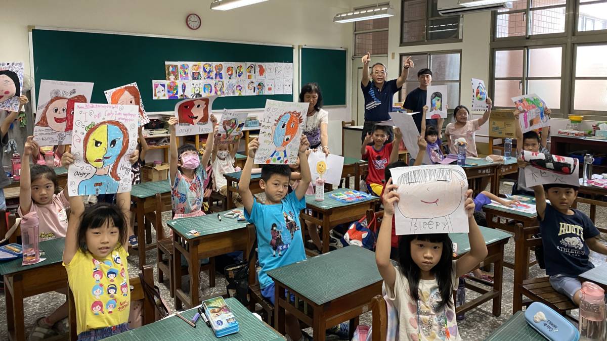 村上國小今年首次舉辦為期六周的夏令營