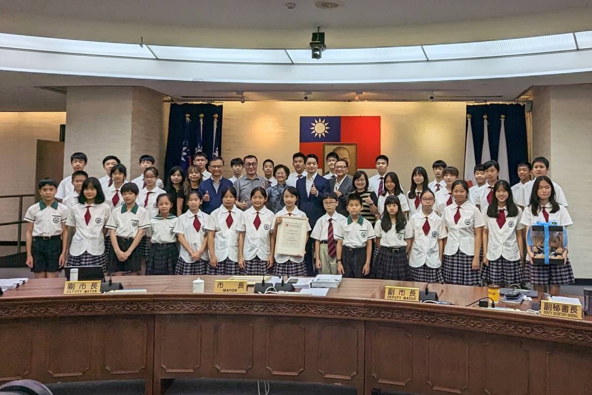 私立復興實驗高中弦樂團榮獲2023維也納國際青少年音樂節金獎肯定