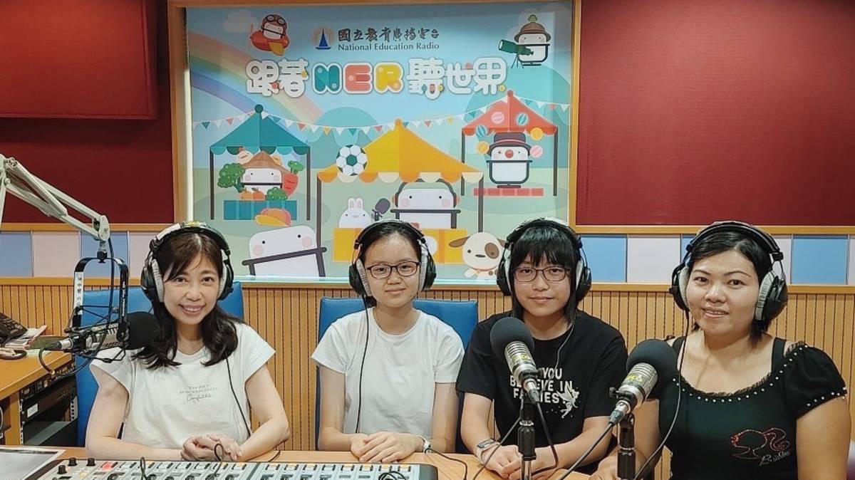 端端主持人vs台北市明德國中陳妤蓁老師及獲獎同學.jpg