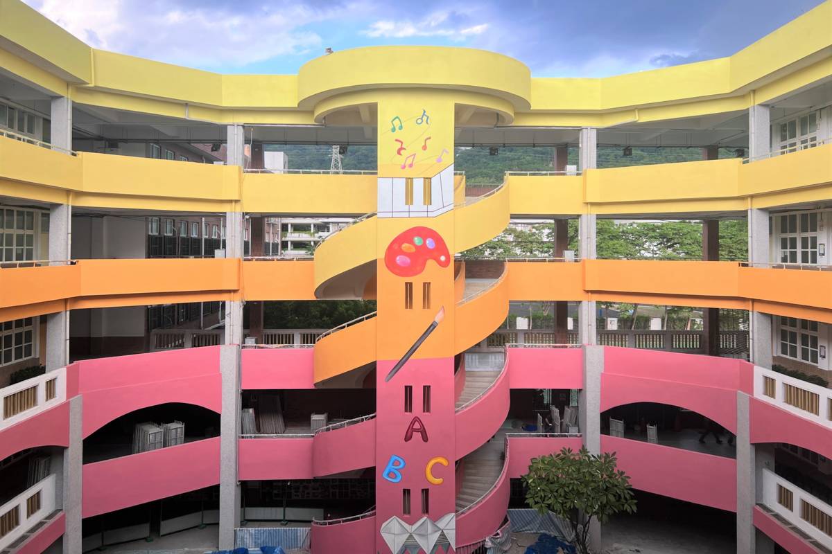 北市三玉國小外牆翻新，全部圖案來自學生的設計與創意