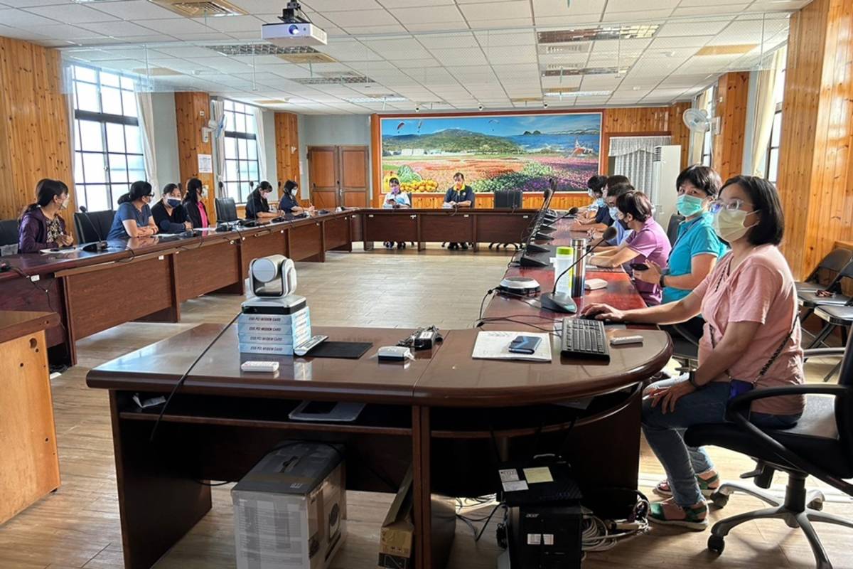 臺東馬蘭榮家於暑期開放各大學院校社工相關學系學生實習，日前辦理成果發表會，分享實習心得。