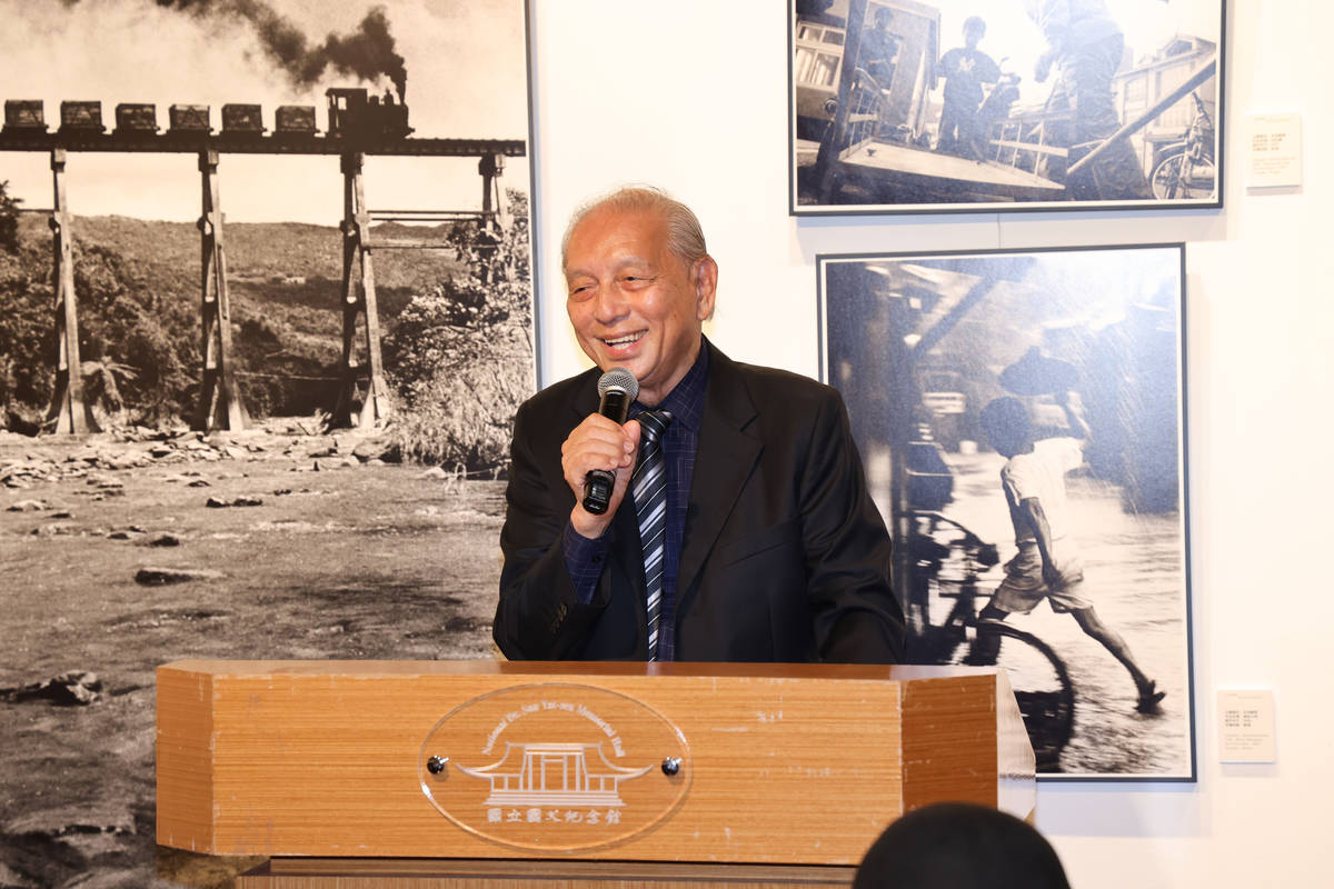 翁庭華奉行「變是唯一不變」的原則，從舊題材中尋求新意