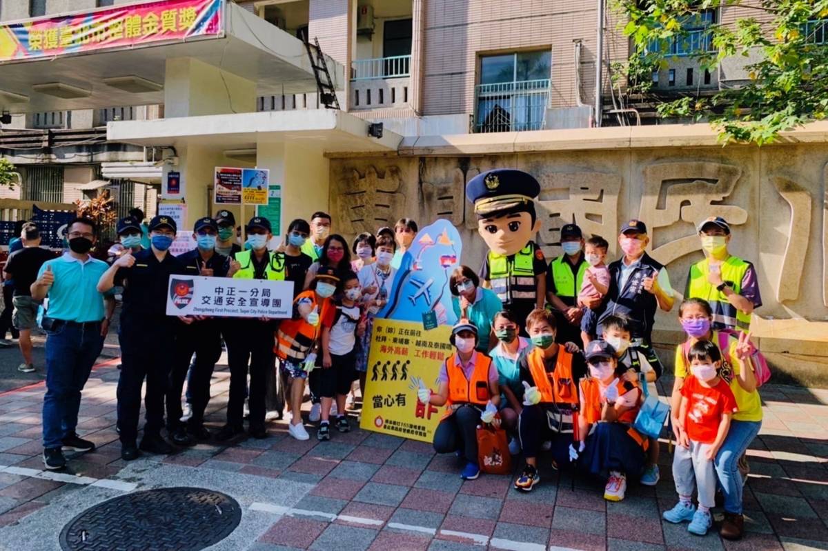 北市警前進校園宣導防詐騙