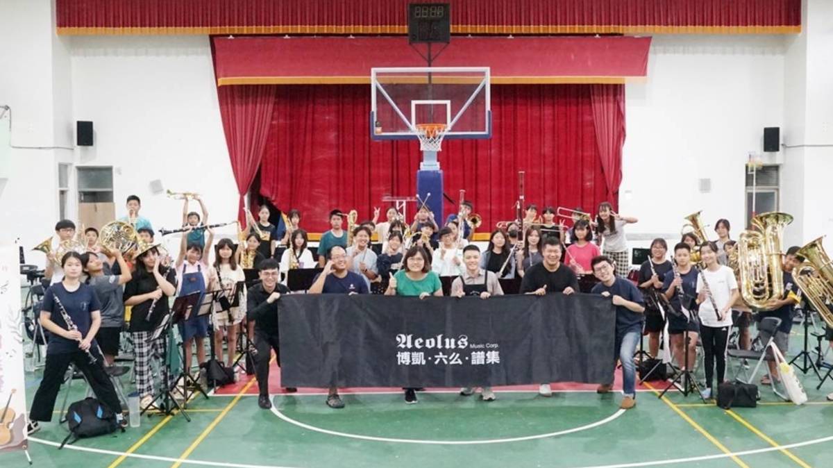 「樂器銀行」前進池上國中 大合照