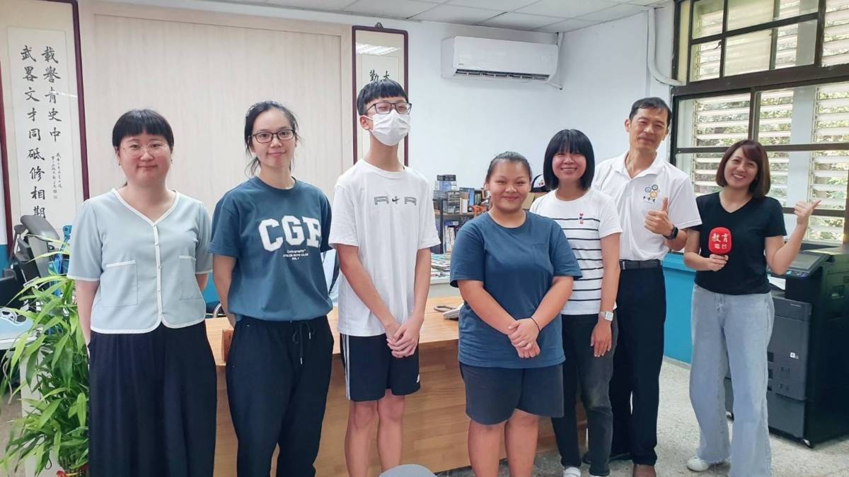 大武國中校長、老師、同學們分享校園故事