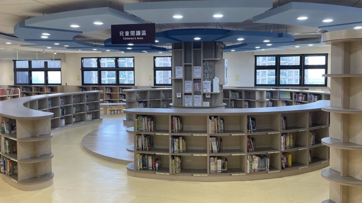 兒童閱覽區-大樹造型親子共讀區.jpg