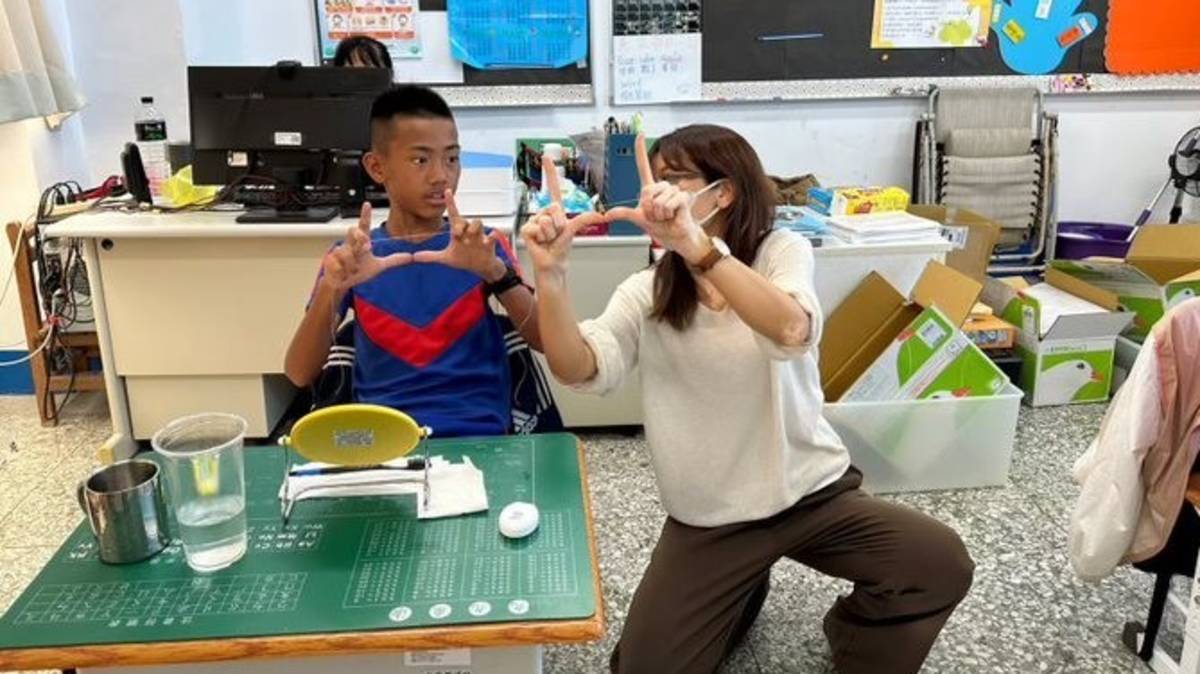「111學年度校園健康主播競賽」第一名-屏東縣牡丹鄉高士國小-護理師入班偕同潔牙教學