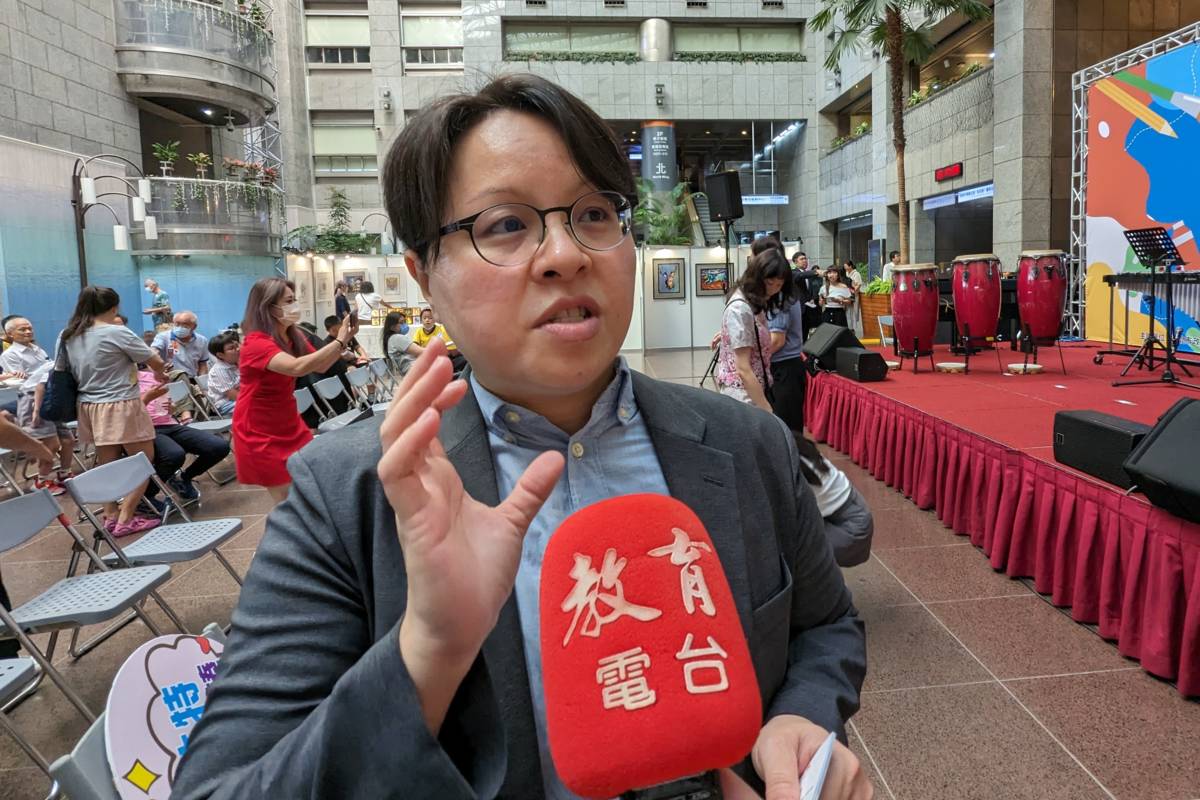 臺北啟明學校張惠萍校長說明視障生學習創作的歷程