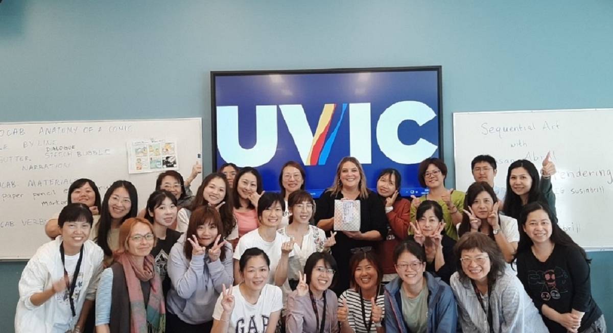 視覺藝術教師於加拿大維多利亞大學研習合影。(教育部提供)