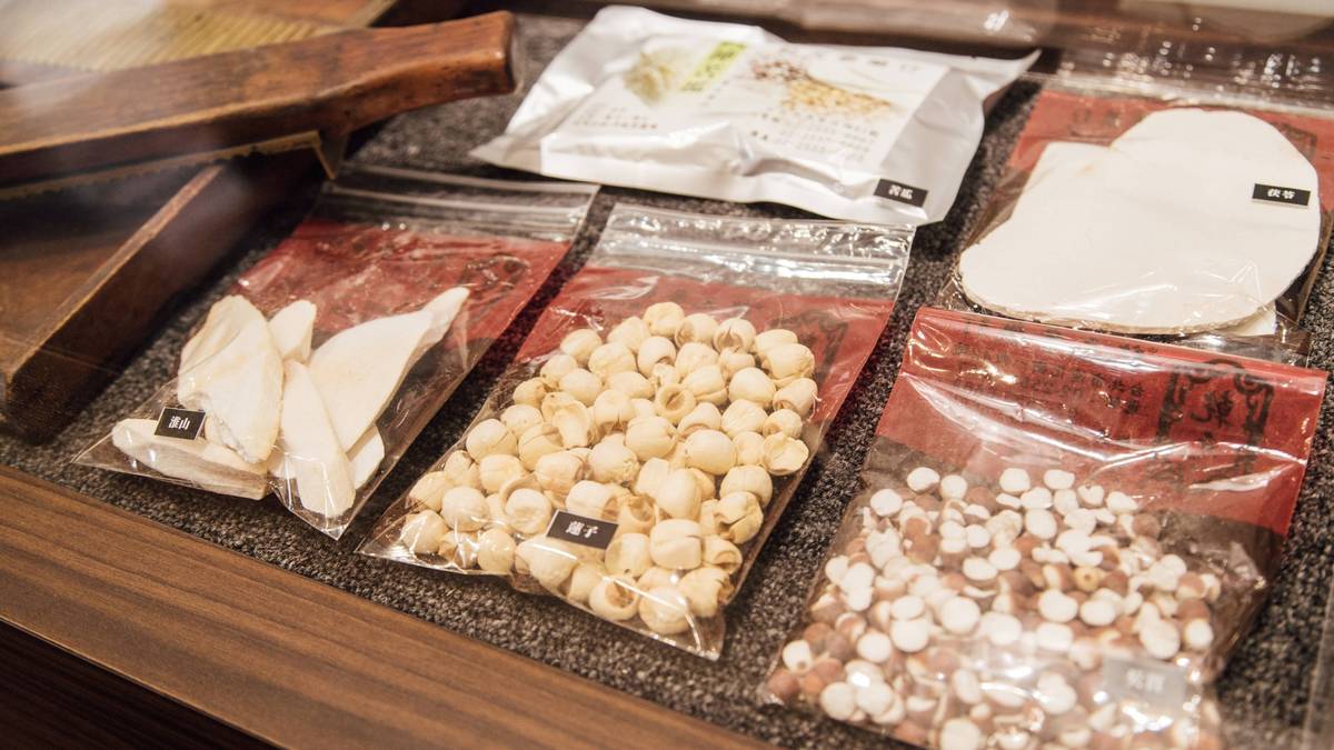 中藥、茶、南北貨、布疋是大稻埕的傳統4大產業