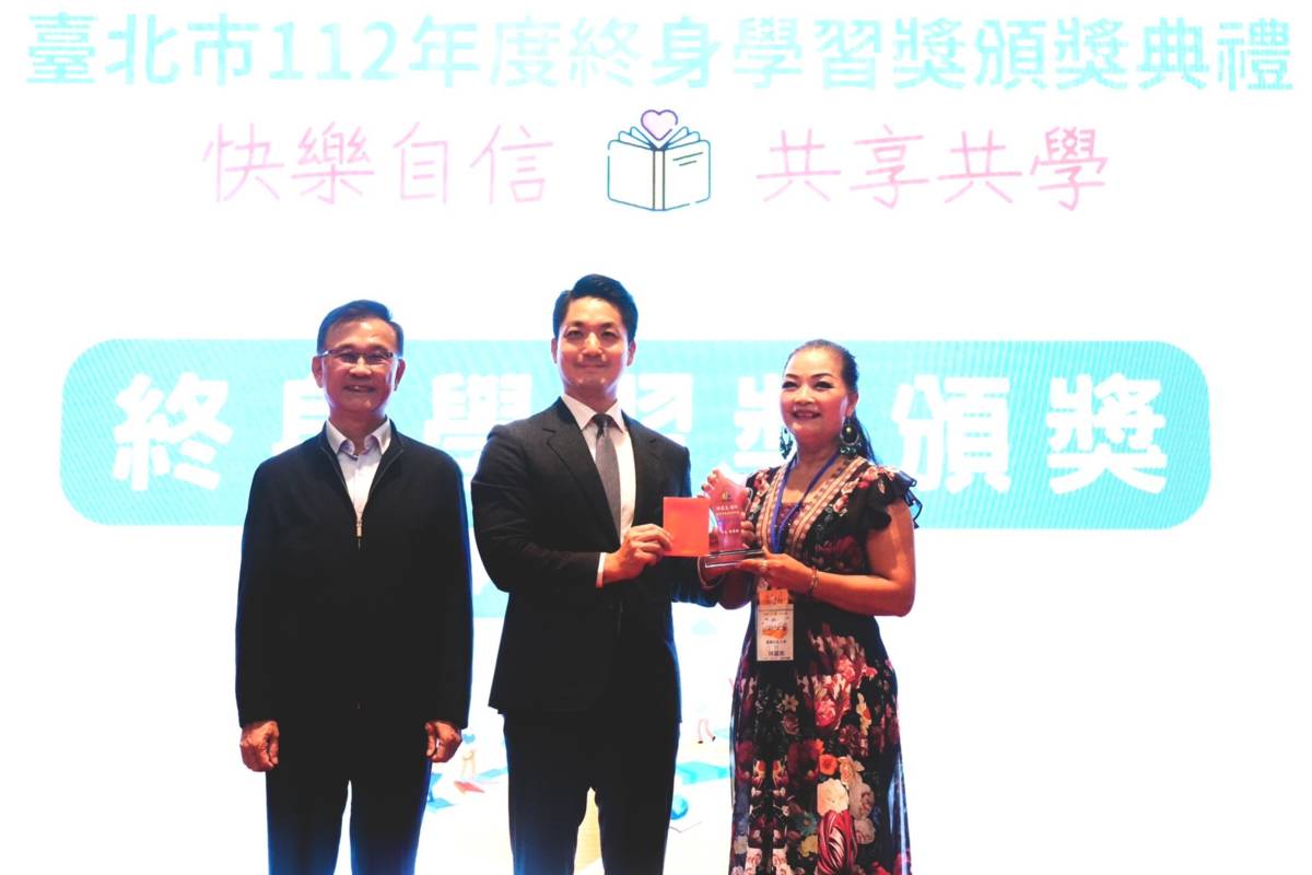 萬華社區大學講師林麗美具有18年教學資歷，她所開設的中東肚皮舞課程廣受學員歡迎