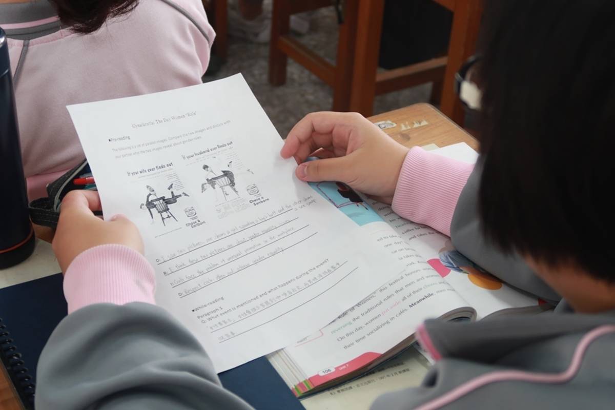 教育電臺花蓮分臺關注校園推動雙語教育現況，第22屆卓越新聞獎入