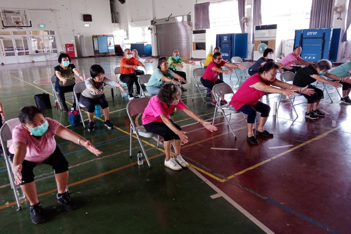 苗栗縣樂齡學習示範中心運動類課程(圖片來源:苗栗縣樂齡學習示範中心)
